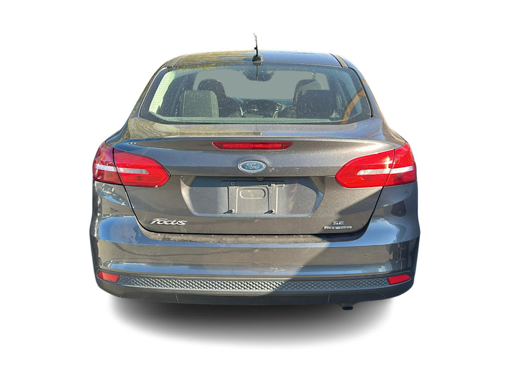 Thumbnail: 2015 Ford Focus - 3