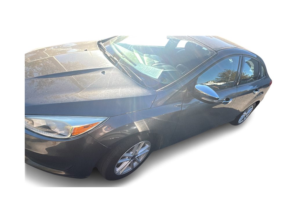 Thumbnail: 2015 Ford Focus - 9