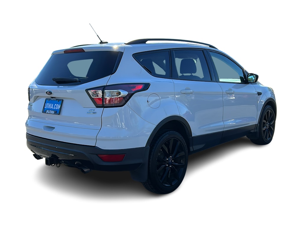 Thumbnail: 2017 Ford Escape - 21