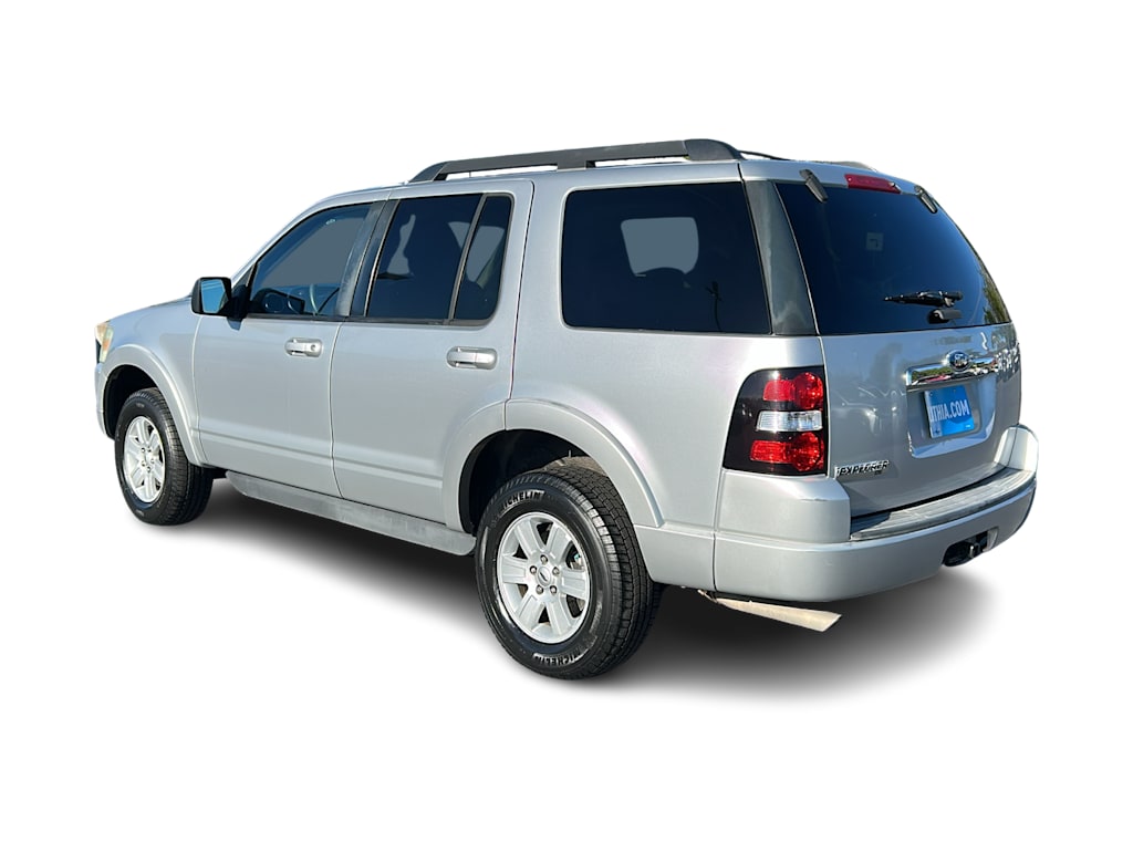 Thumbnail: 2010 Ford Explorer - 4