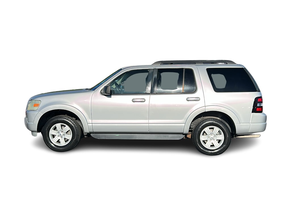Thumbnail: 2010 Ford Explorer - 3