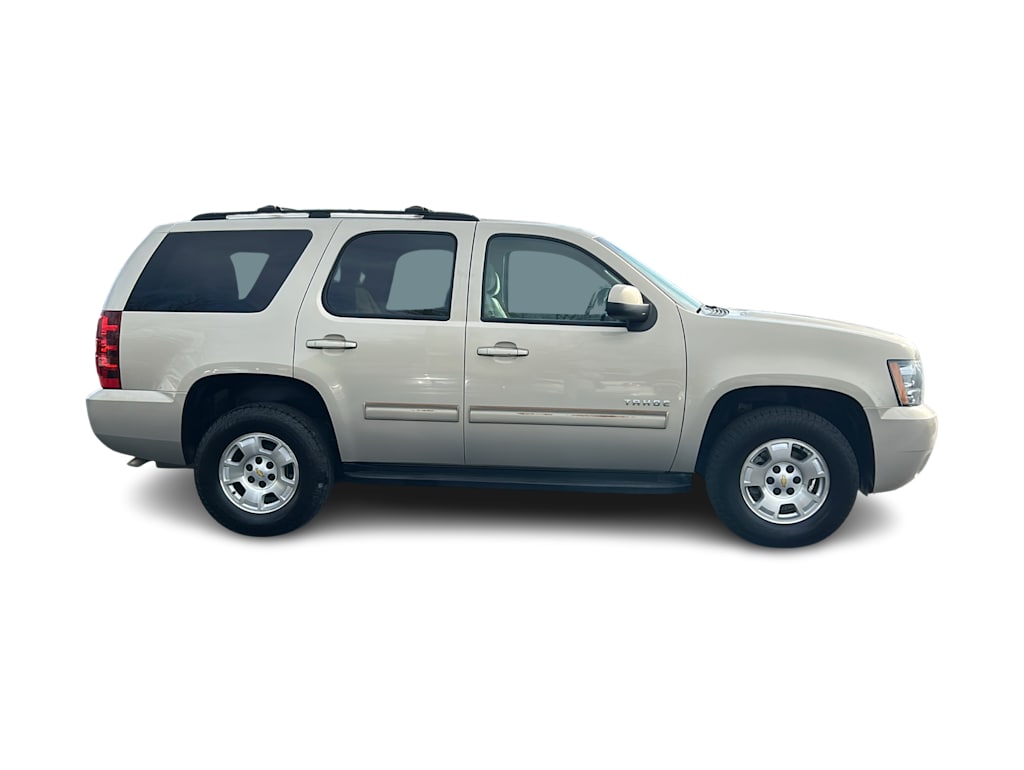 Thumbnail: 2012 Chevrolet Tahoe - 21