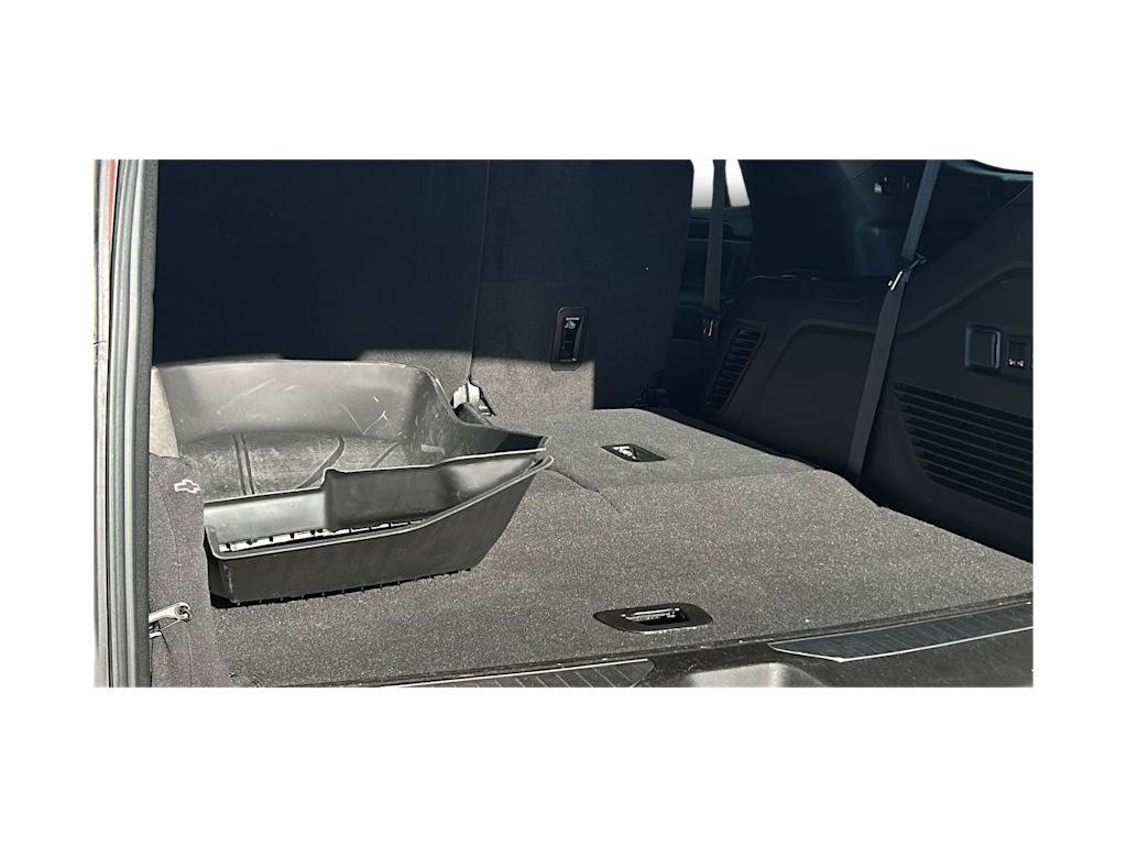 Thumbnail: 2023 Chevrolet Tahoe - 14