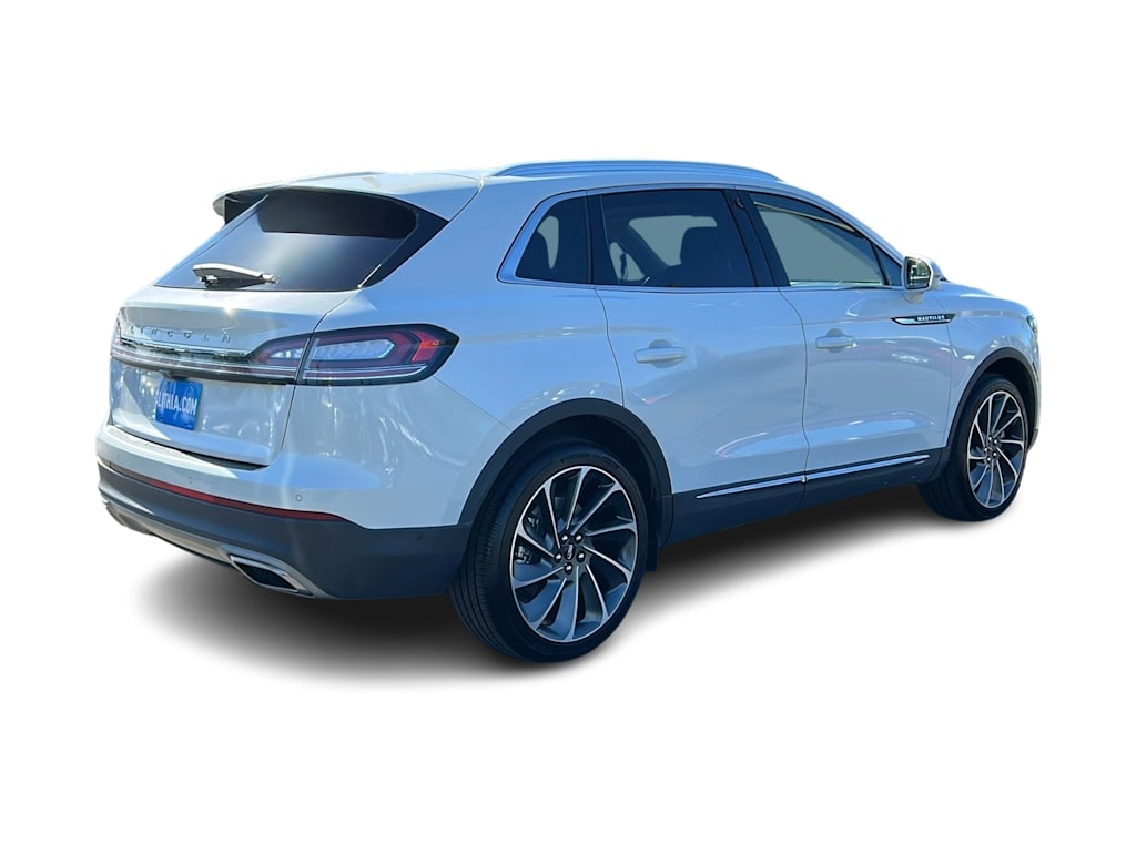 Thumbnail: 2023 Lincoln Nautilus - 20