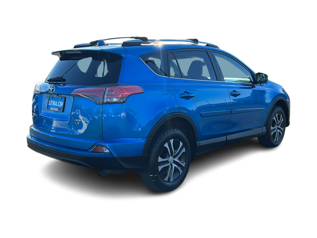 Thumbnail: 2016 Toyota RAV4 - 20