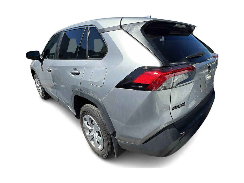 2023 Toyota RAV4 LE 2