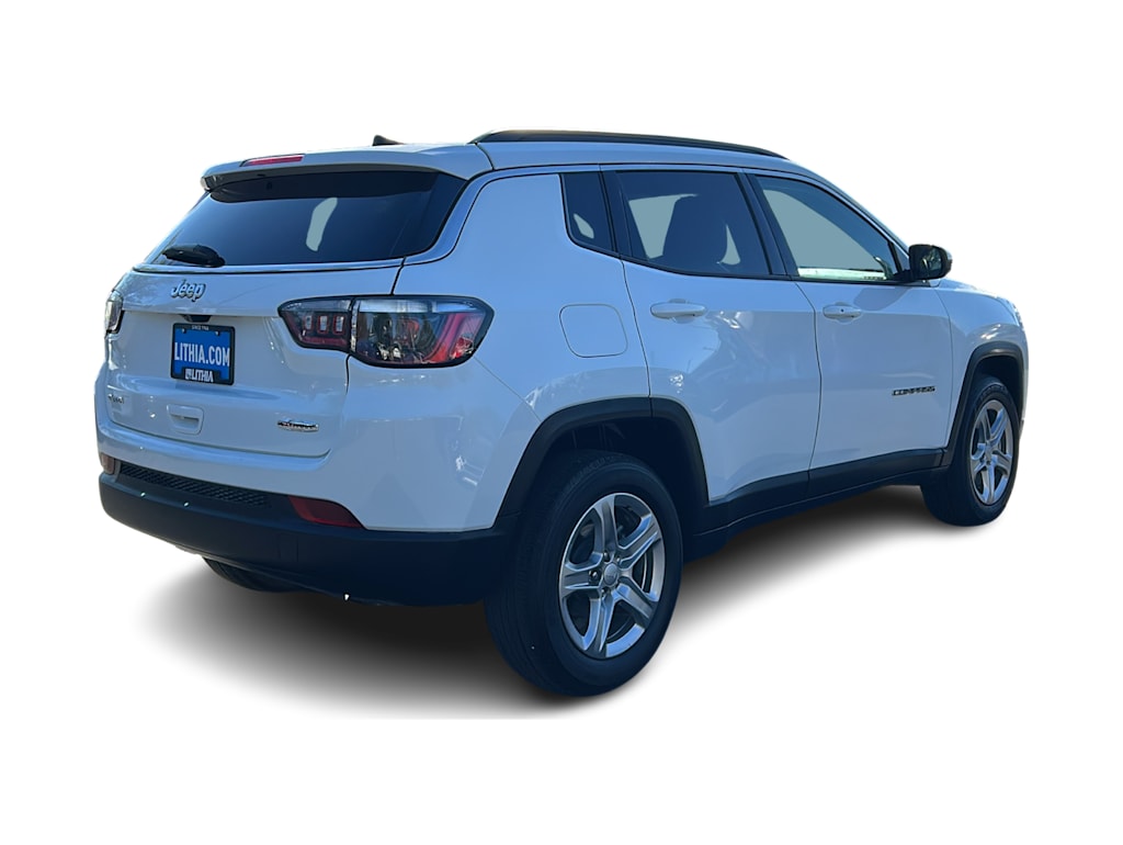 Thumbnail: 2024 Jeep Compass - 21