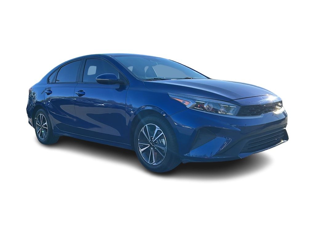 Thumbnail: 2023 Kia Forte - 19
