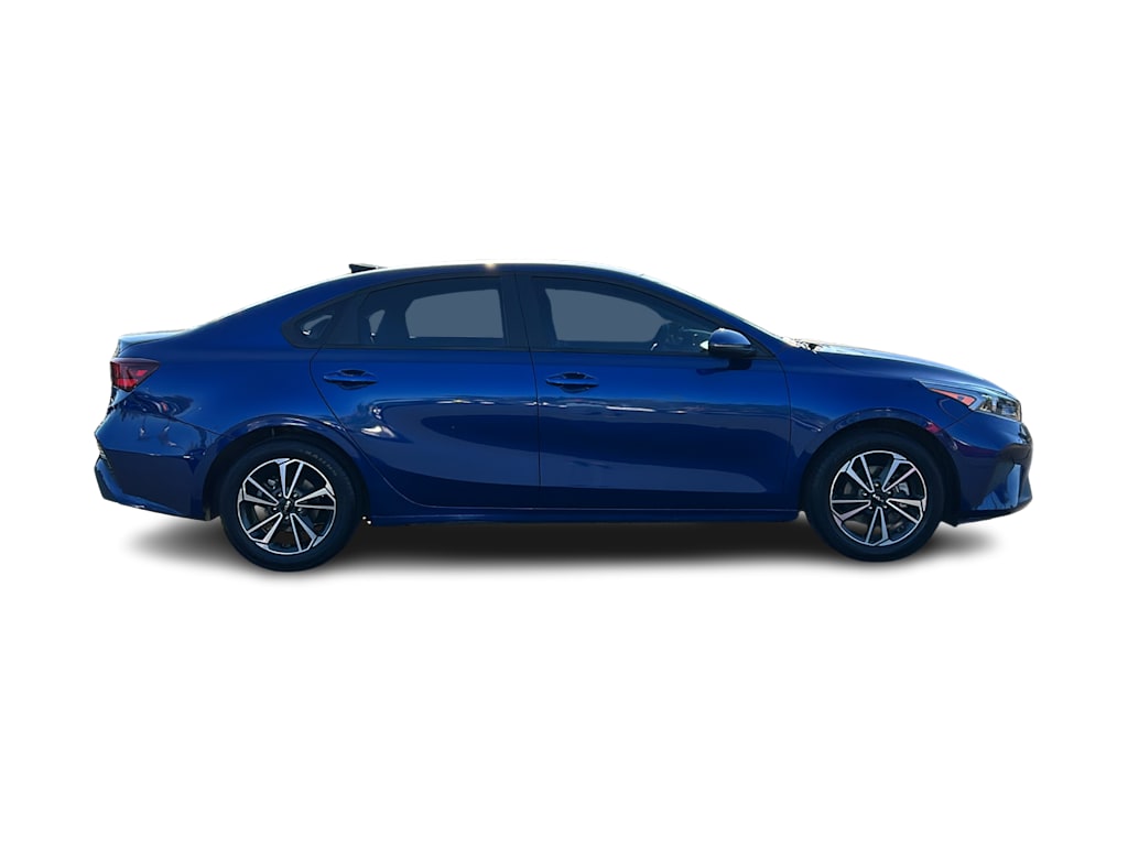 Thumbnail: 2023 Kia Forte - 20