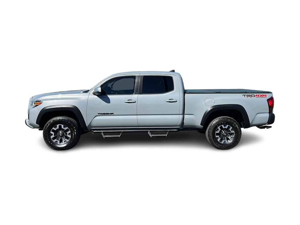 Thumbnail: 2019 Toyota Tacoma - 3