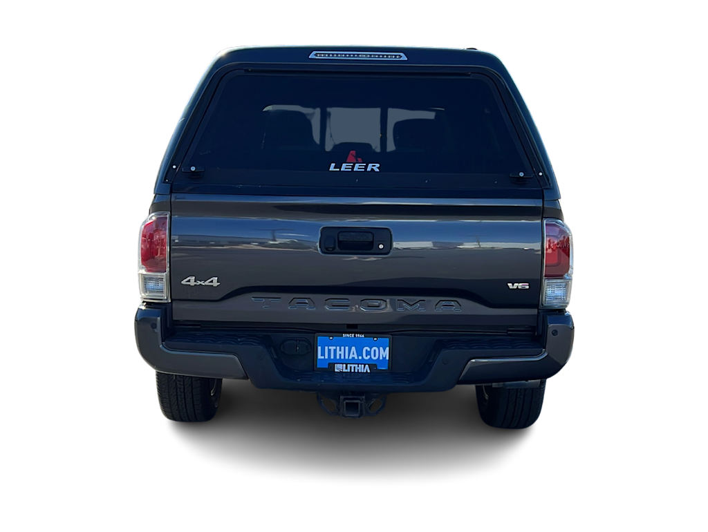 Thumbnail: 2017 Toyota Tacoma - 5