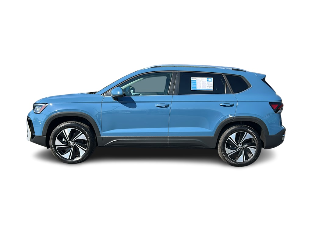 Thumbnail: 2025 Volkswagen Taos - 3