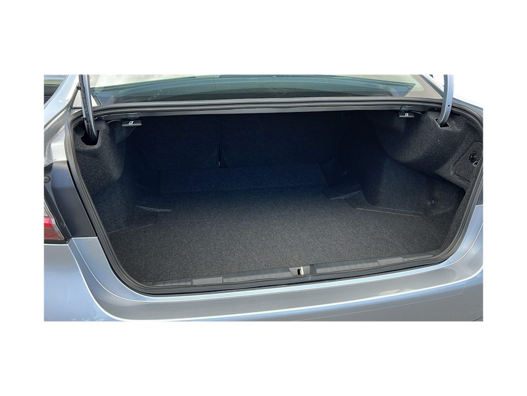 Thumbnail: 2025 Subaru Legacy - 18