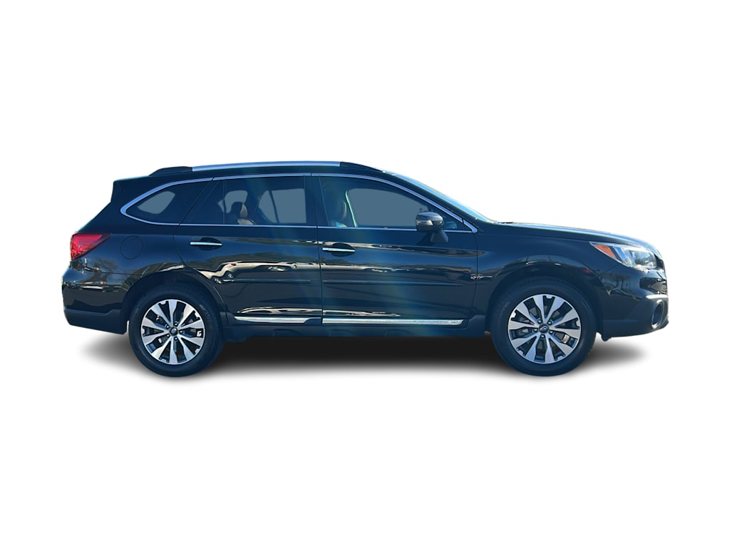 Thumbnail: 2017 Subaru Outback - 20