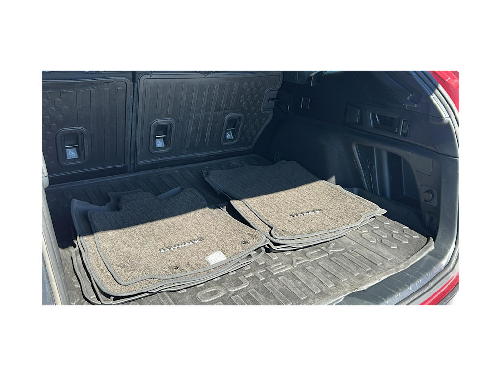 Thumbnail: 2022 Subaru Outback - 16