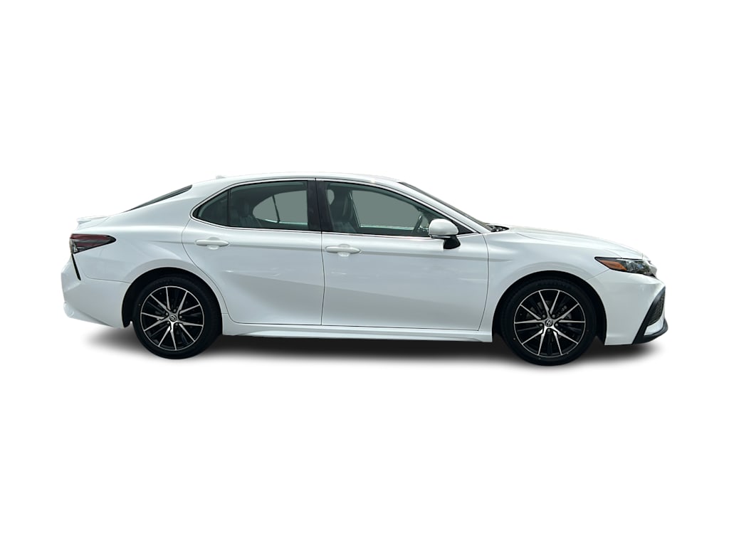 Thumbnail: 2022 Toyota Camry - 20