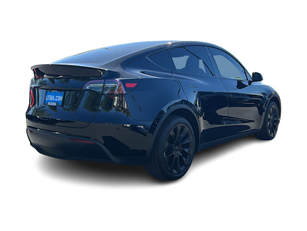 Thumbnail: 2024 Tesla Model Y - 18