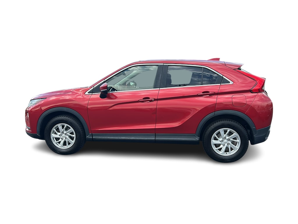 Thumbnail: 2018 Mitsubishi Eclipse Cross - 3