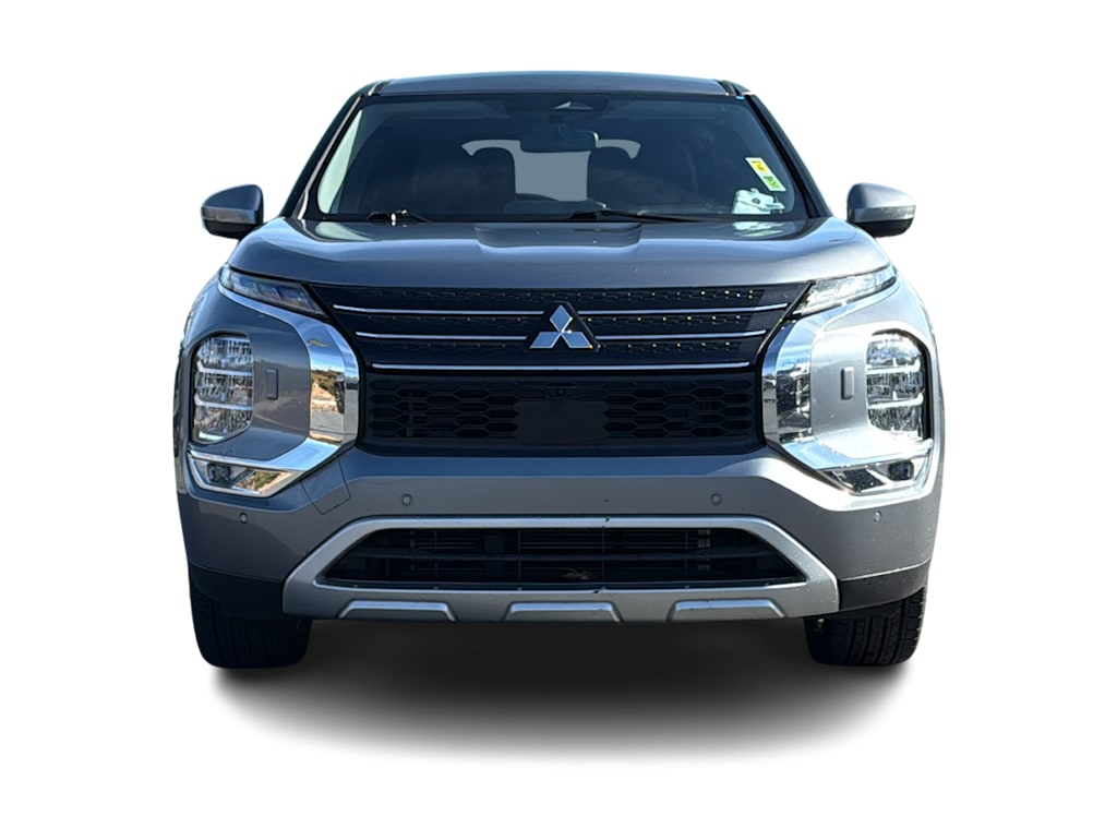 Thumbnail: 2024 Mitsubishi Outlander - 6