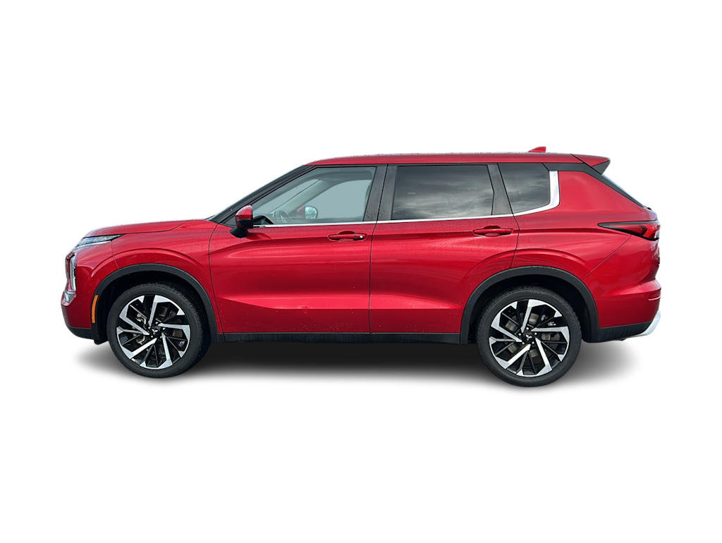 Thumbnail: 2024 Mitsubishi Outlander - 3