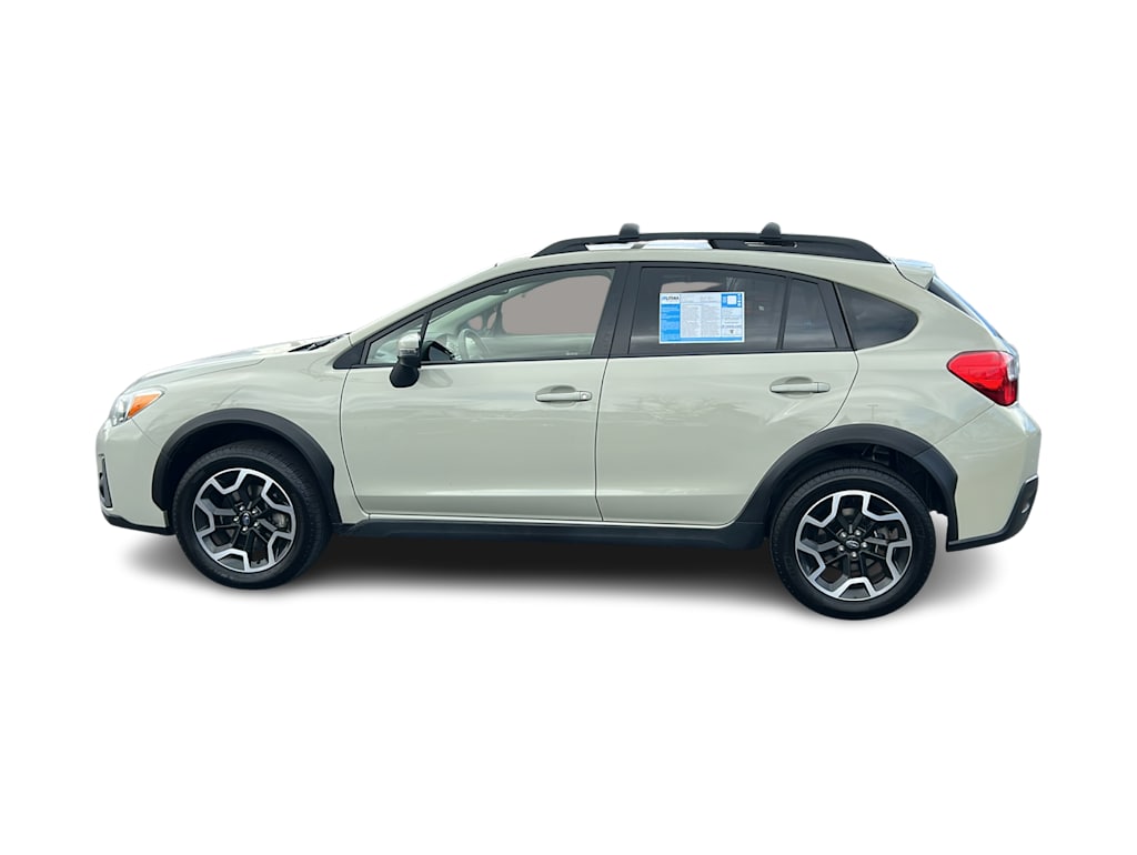 Thumbnail: 2016 Subaru Crosstrek - 3