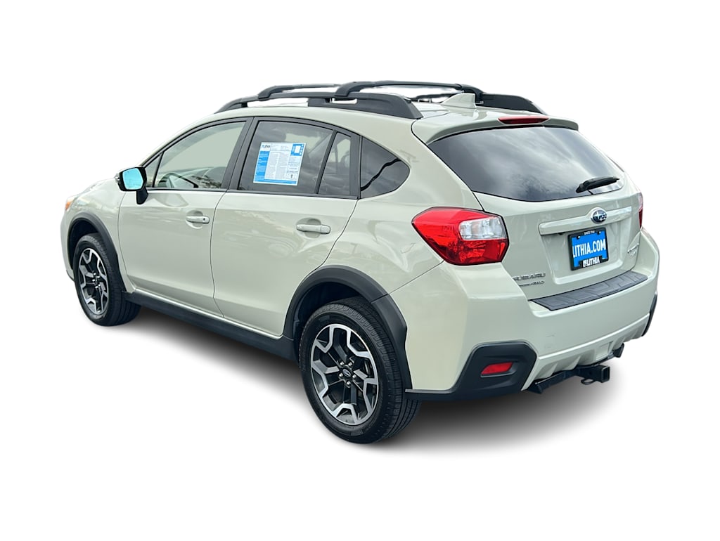 Thumbnail: 2016 Subaru Crosstrek - 4