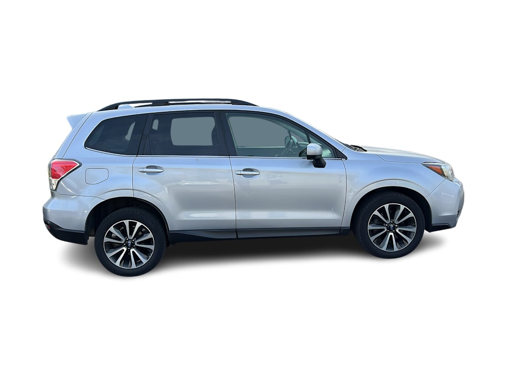 Thumbnail: 2017 Subaru Forester - 12