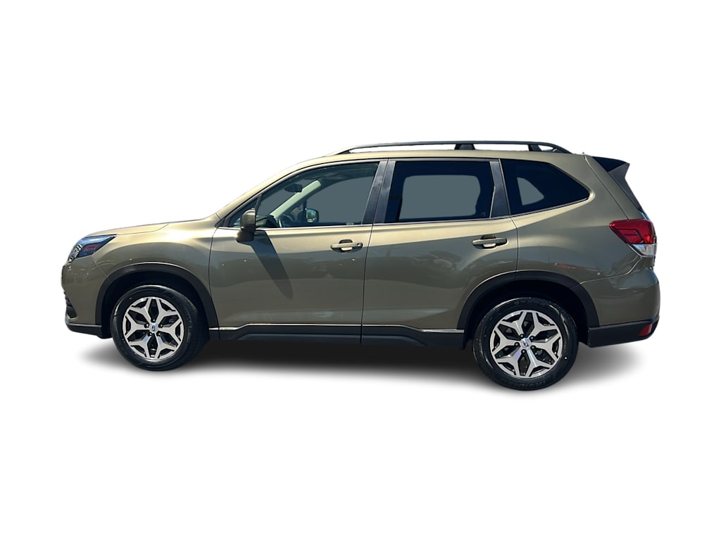 Thumbnail: 2024 Subaru Forester - 3