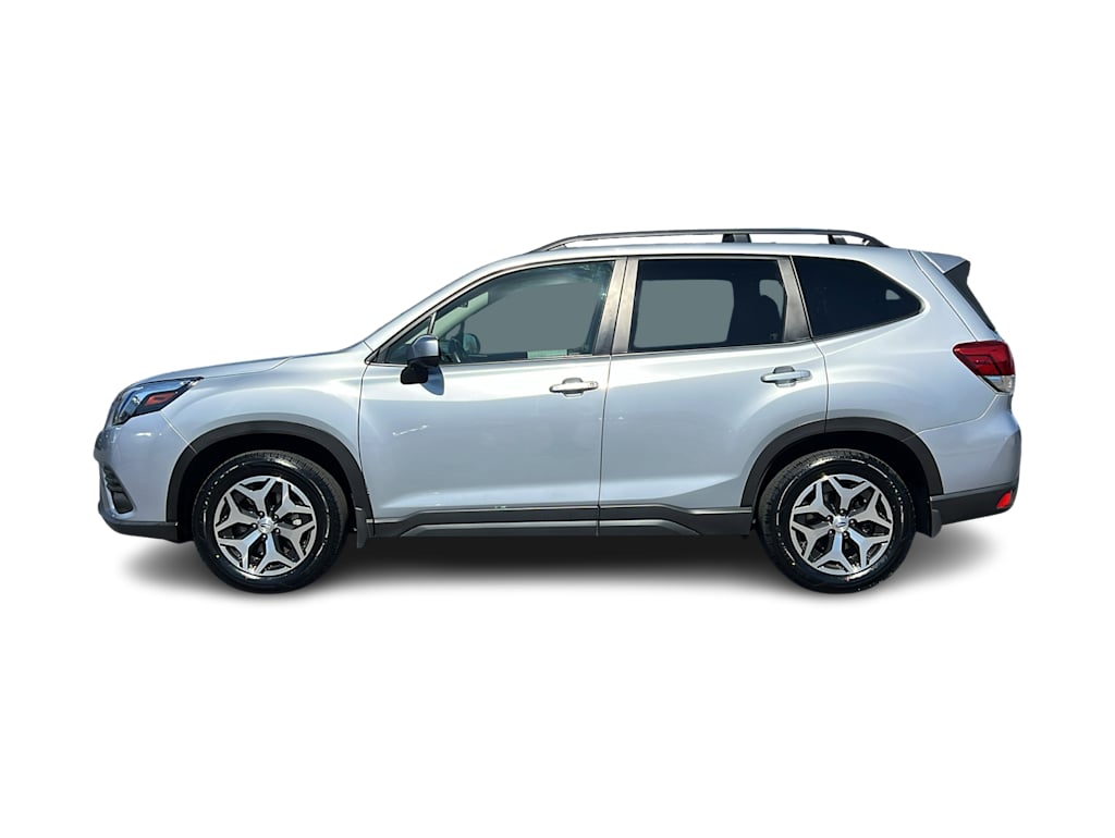 2023 Subaru Forester Premium 3