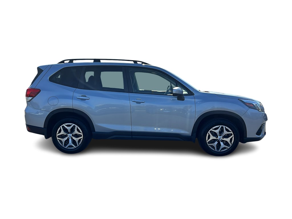 2023 Subaru Forester Premium 21