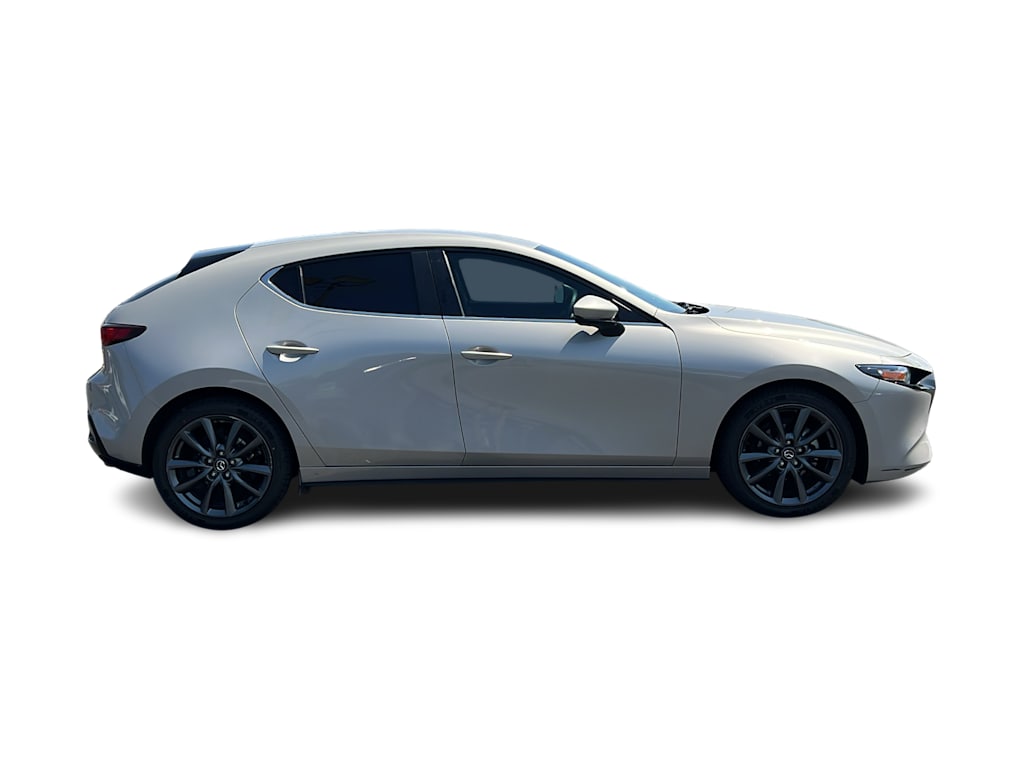 Thumbnail: 2022 Mazda Mazda3 - 21