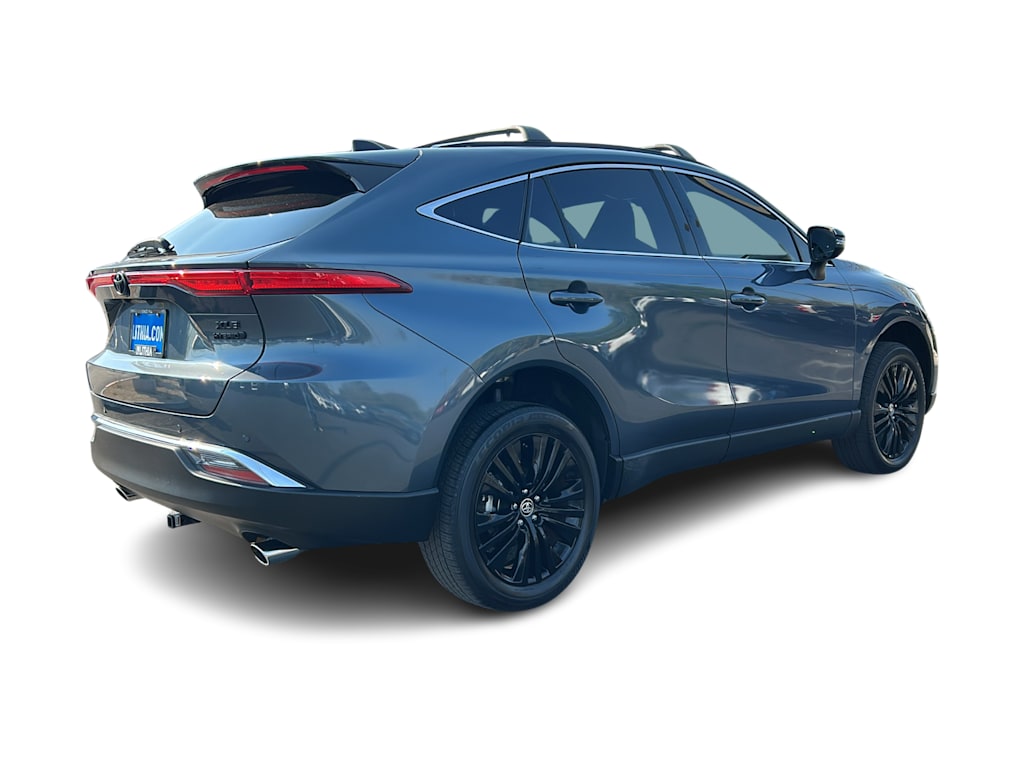 Thumbnail: 2022 Toyota Venza - 21