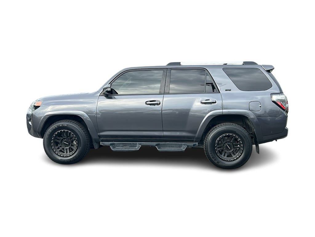 Thumbnail: 2020 Toyota 4Runner - 3