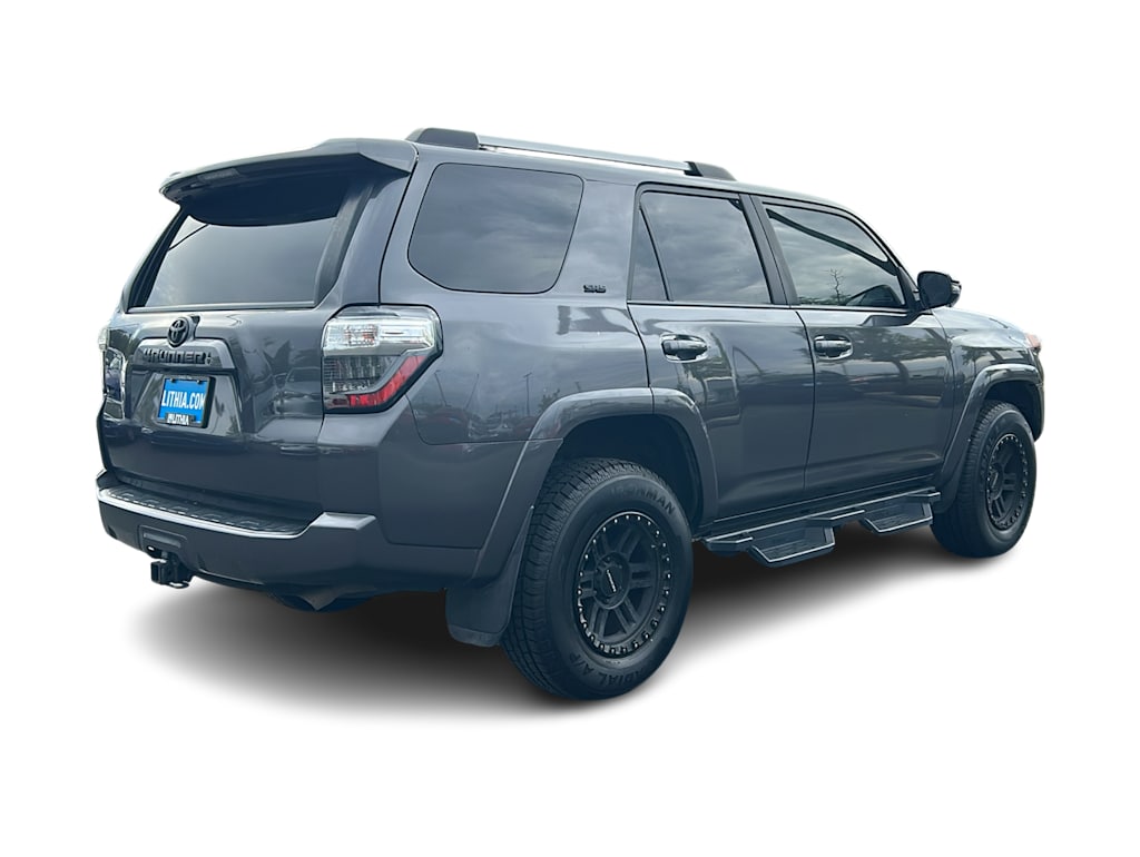 Thumbnail: 2020 Toyota 4Runner - 20