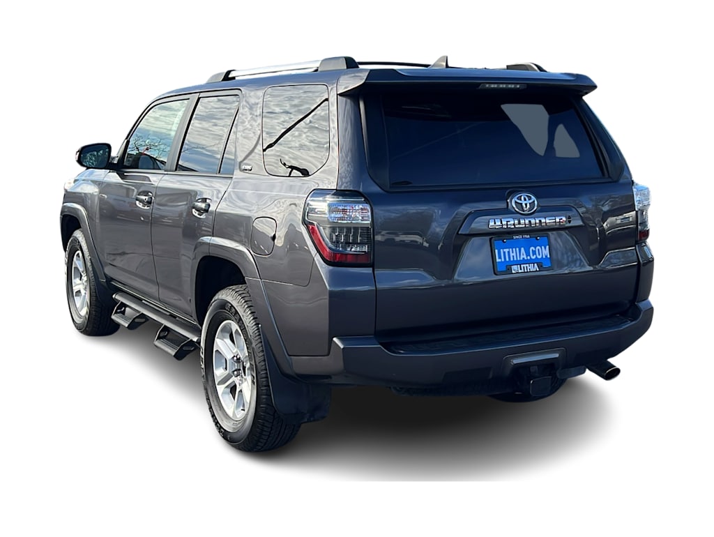 Thumbnail: 2022 Toyota 4Runner - 4