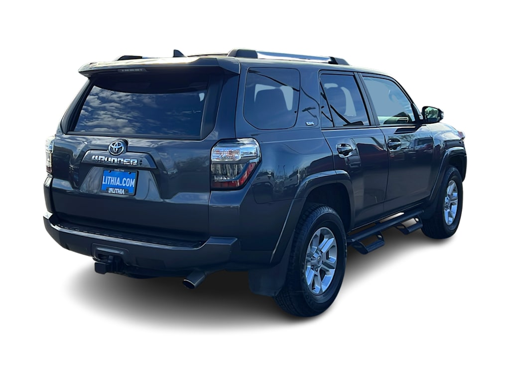 Thumbnail: 2022 Toyota 4Runner - 22