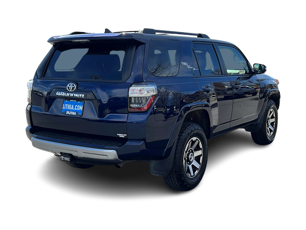 Thumbnail: 2021 Toyota 4Runner - 22