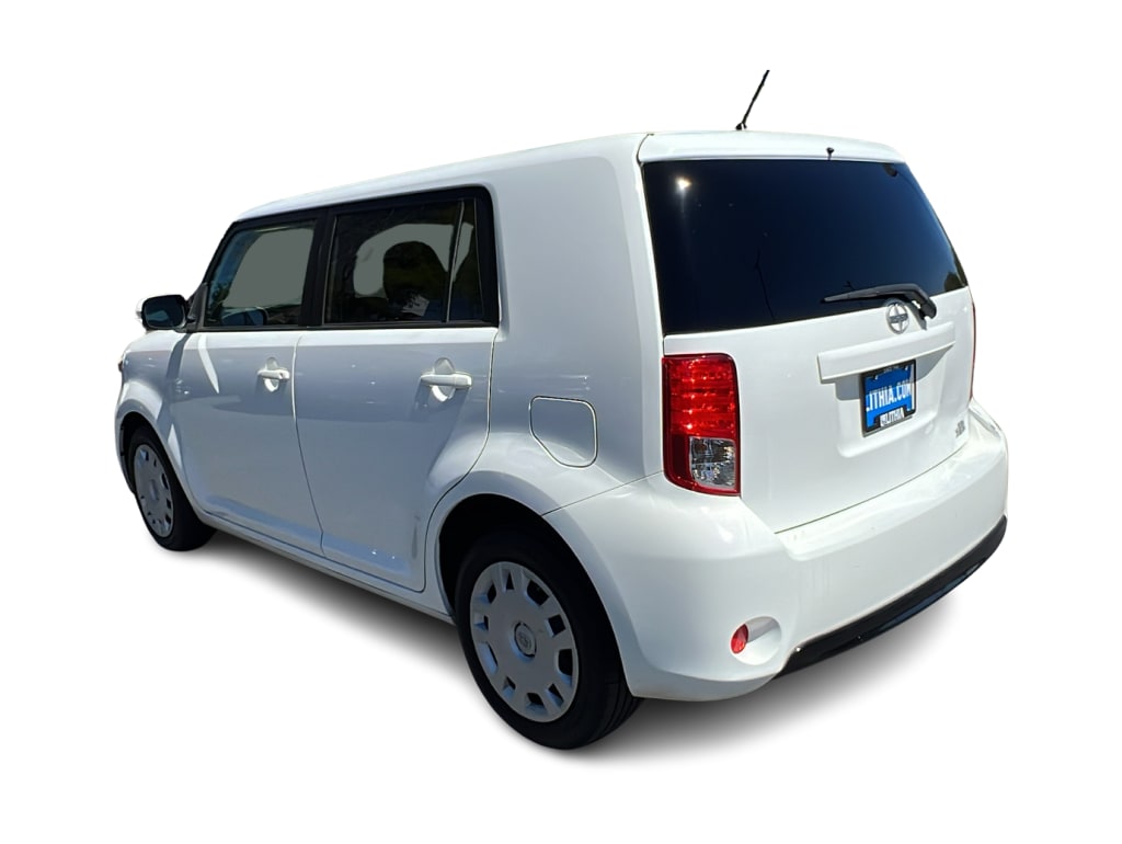 2014 Scion xB Base 4