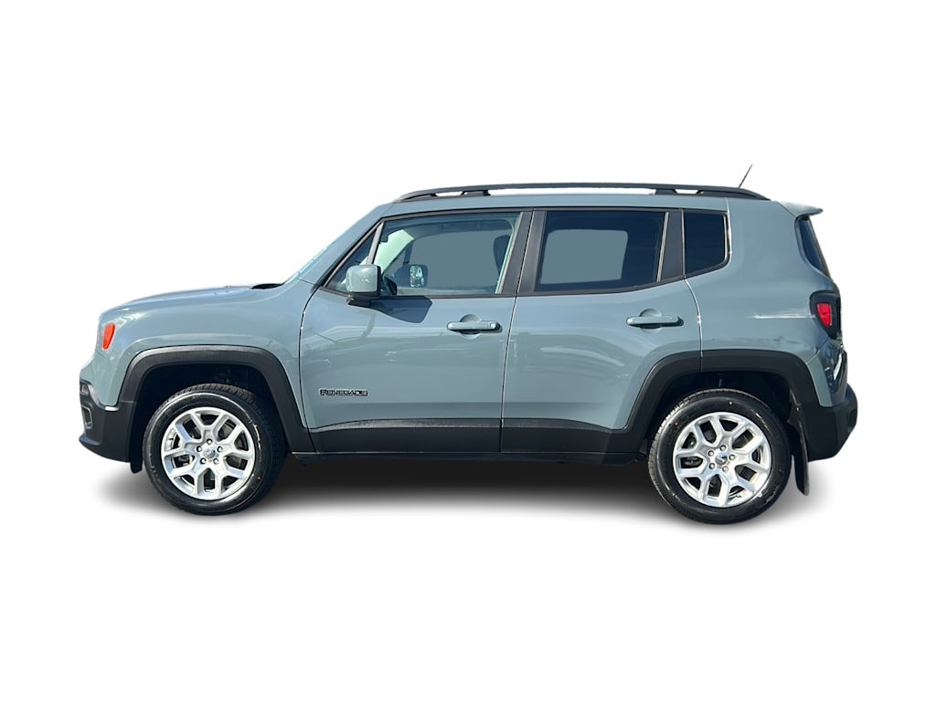 Thumbnail: 2017 Jeep Renegade - 3