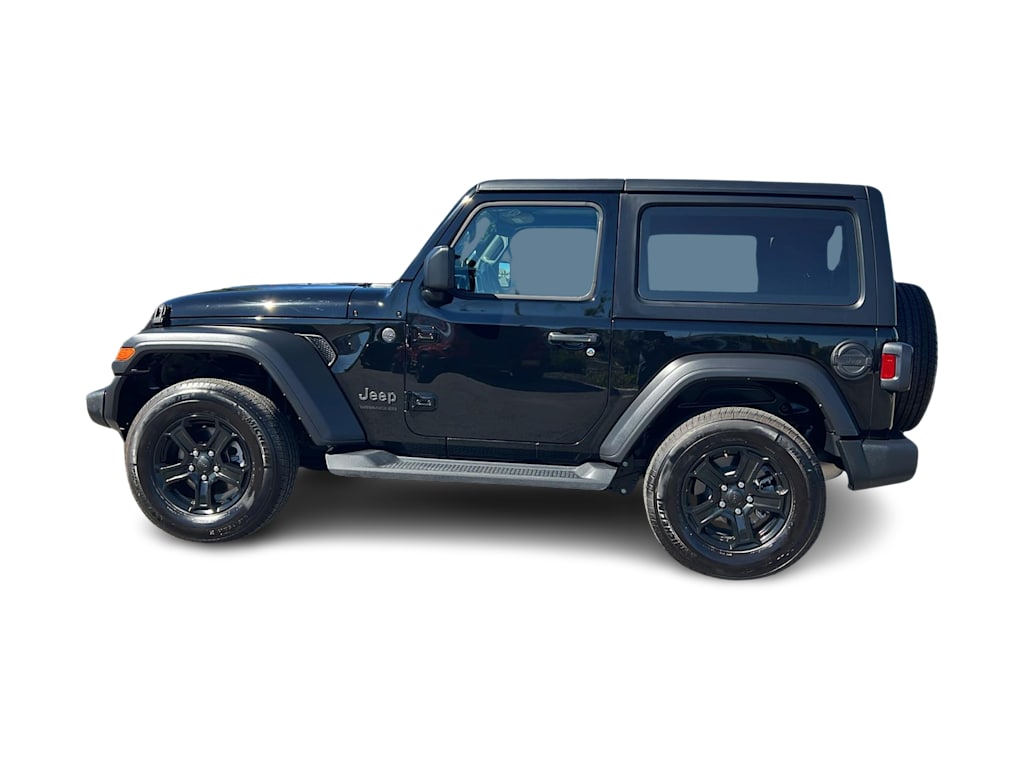 Thumbnail: 2022 Jeep Wrangler - 3