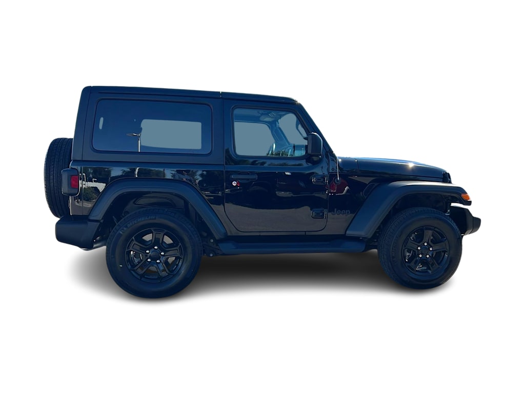 Thumbnail: 2022 Jeep Wrangler - 18
