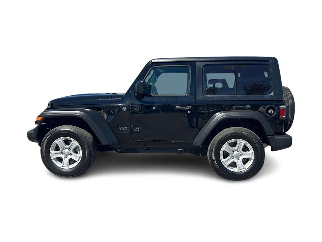 Thumbnail: 2022 Jeep Wrangler - 3