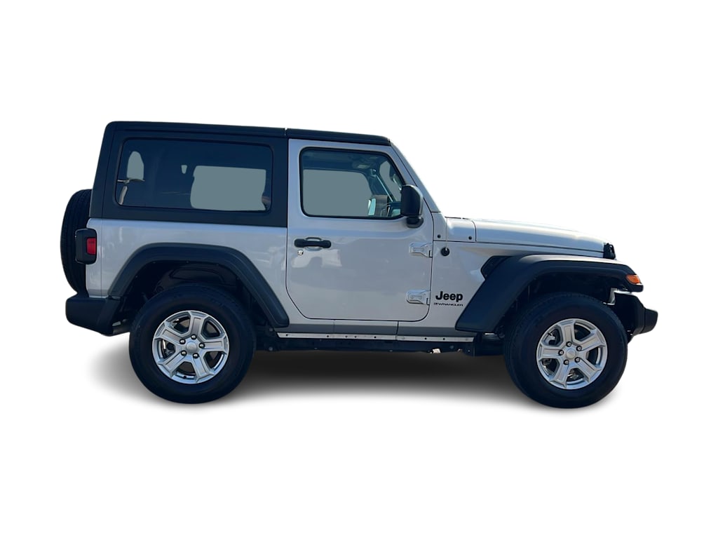 Thumbnail: 2023 Jeep Wrangler - 20
