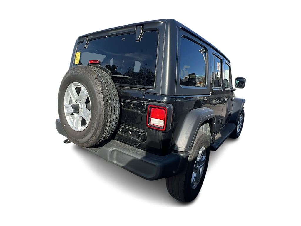 Thumbnail: 2022 Jeep Wrangler - 10
