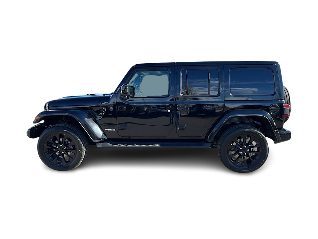 2021 Jeep Wrangler Unlimited Sahara 3