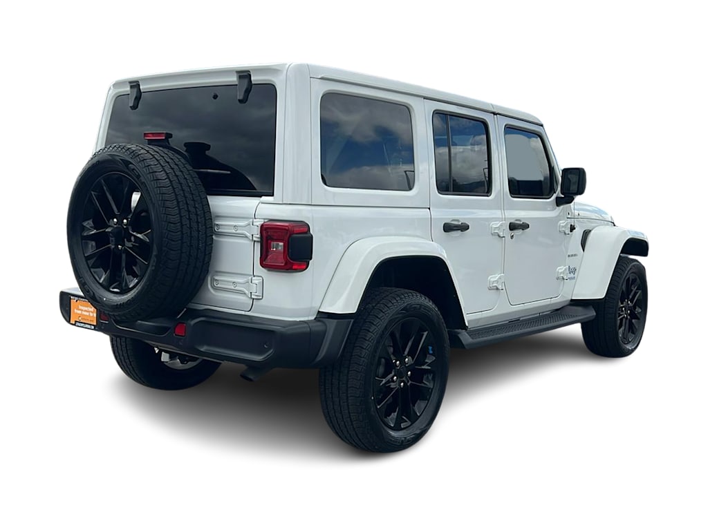 Thumbnail: 2022 Jeep Wrangler - 21