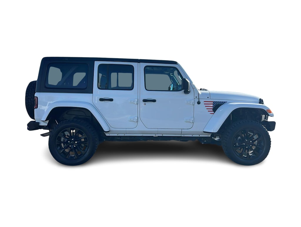 Thumbnail: 2022 Jeep Wrangler - 21