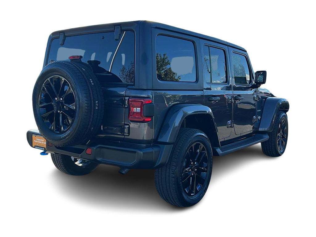Thumbnail: 2022 Jeep Wrangler - 22