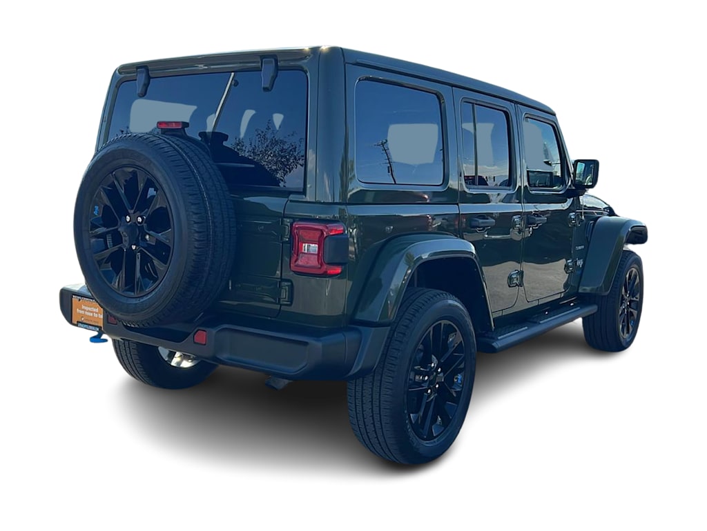 Thumbnail: 2022 Jeep Wrangler - 22