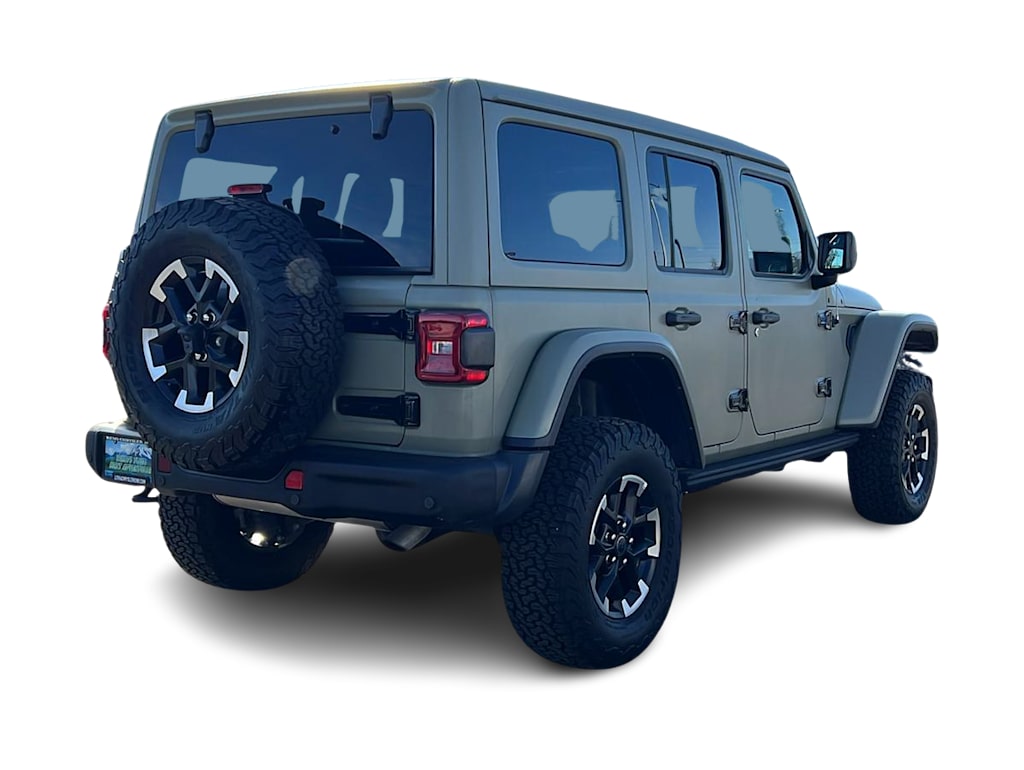 Thumbnail: 2022 Jeep Wrangler - 22